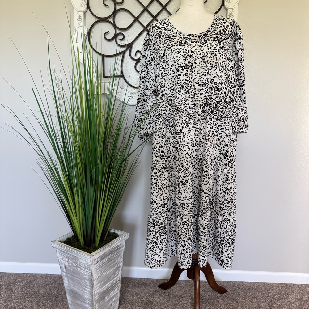 OPHELIA ROE Size 2X Animal Print Dress
